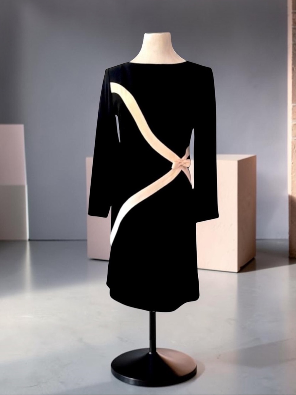 RICKIE FREEMAN for TERI JON SAKS FIFTH AVENUE COLLECTION Dress
